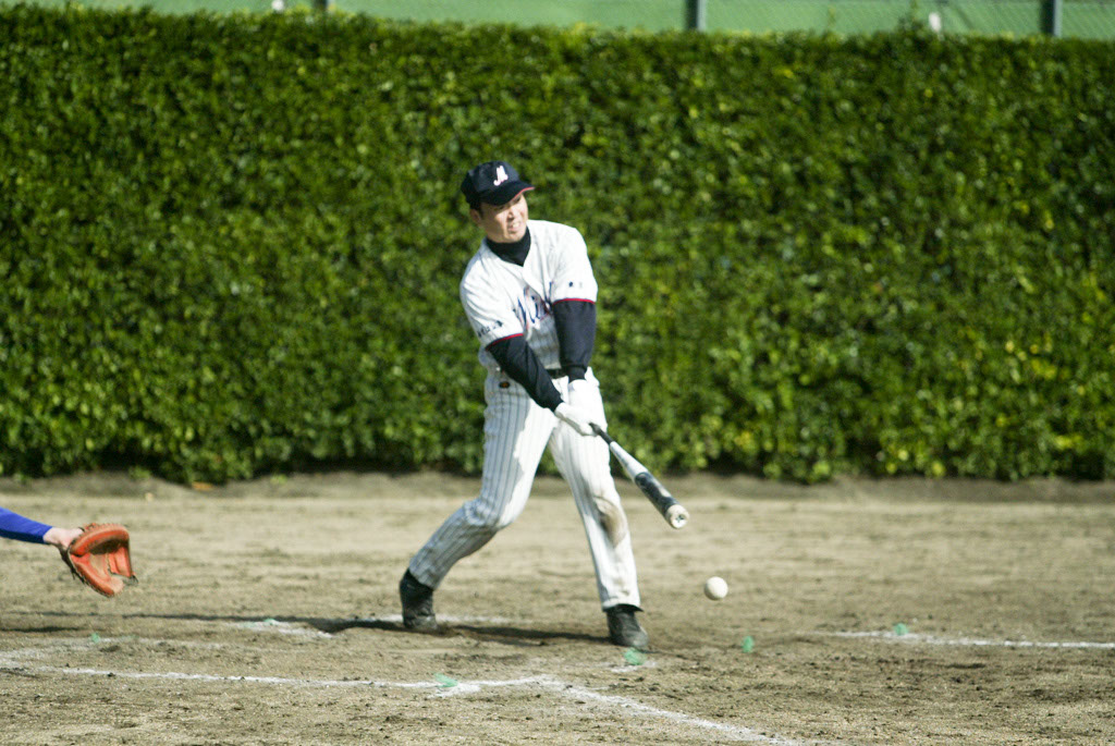 6A4A2300